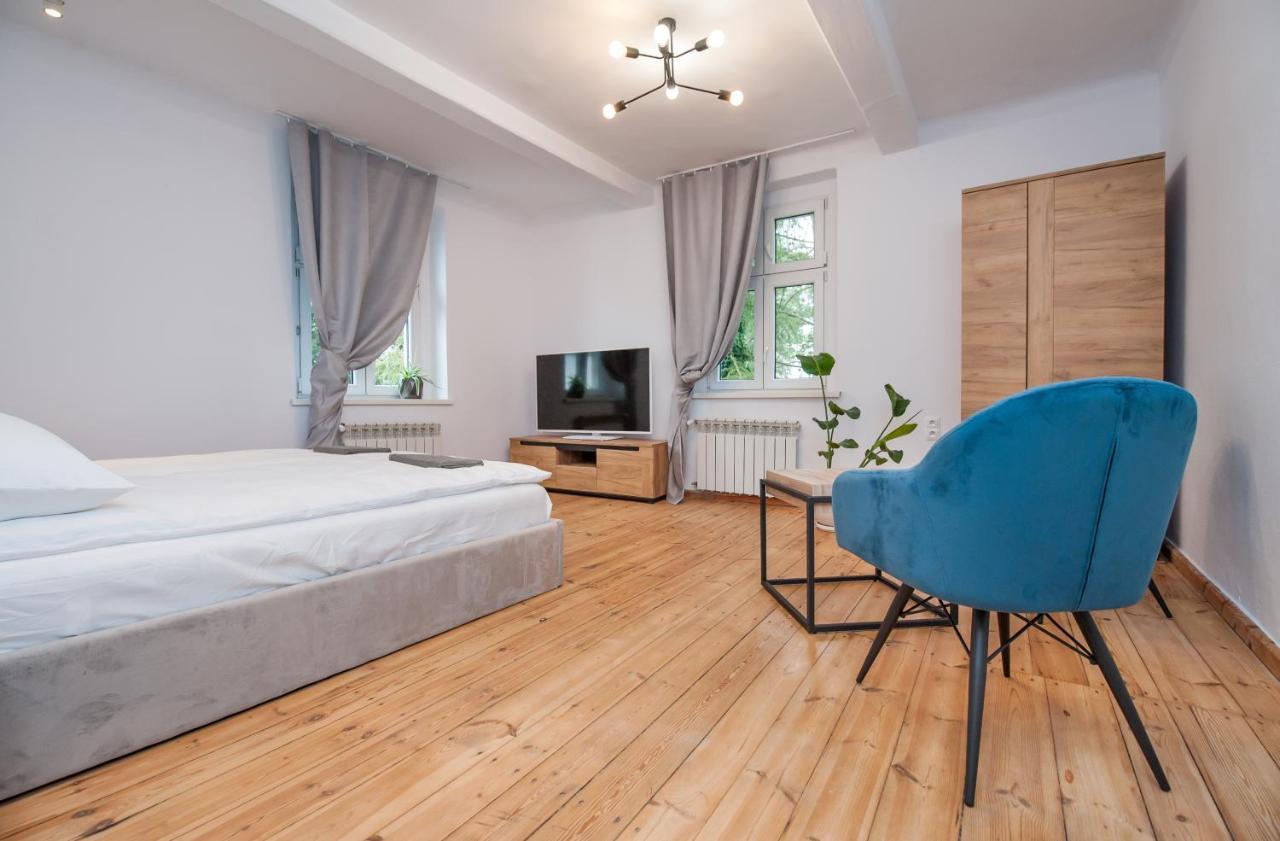 Pokoje Sienkiewicza Gliwice Esterno foto